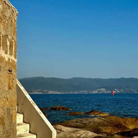 Apartamento Bord De Avec Vue Panoramique Ajaccio (Corsica)